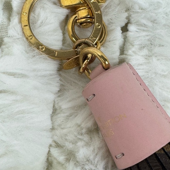 Louis Vuitton Pink and Brown Key Card Holder - Picture 12 of 12